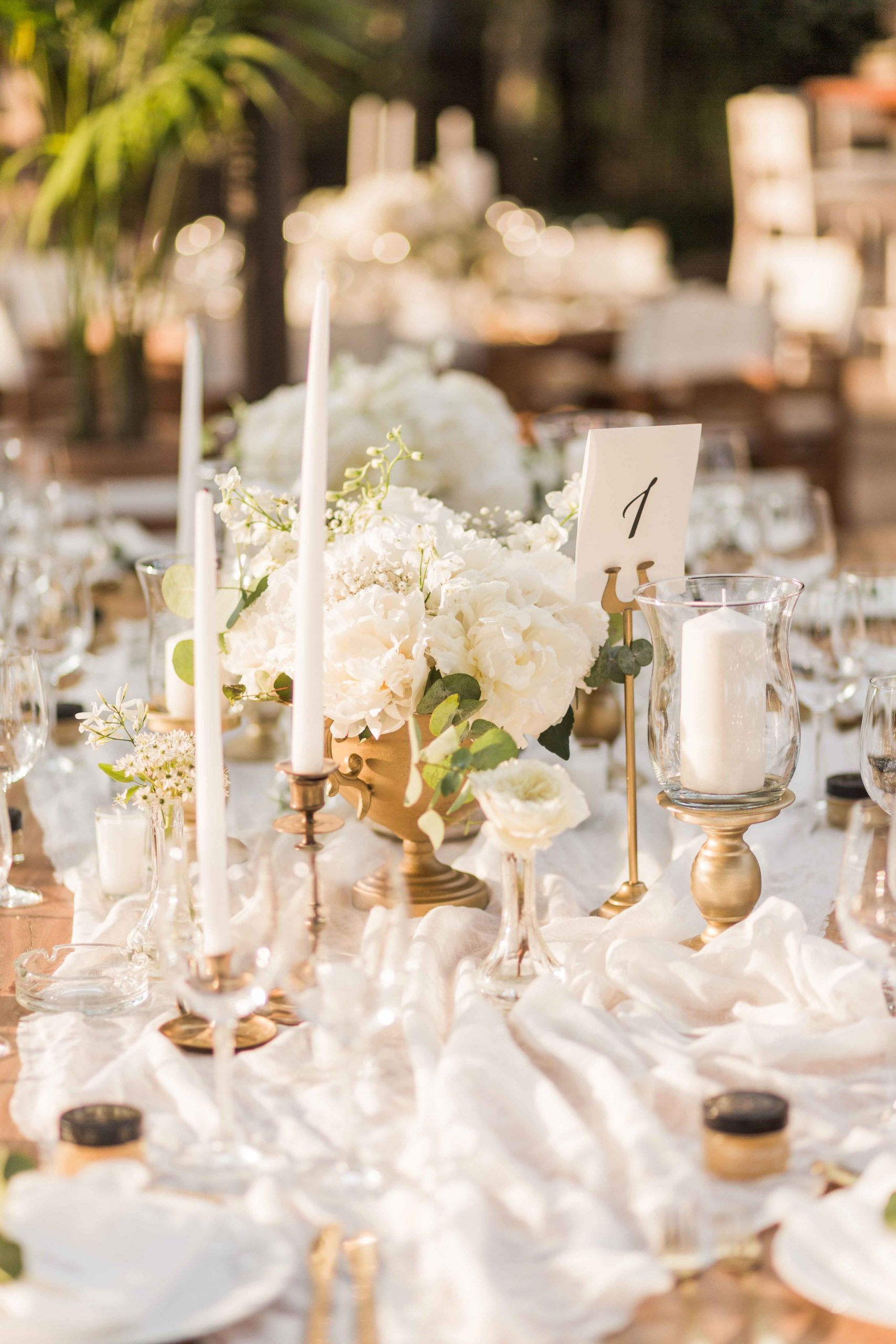 Notez la wedding planner ! Tables. 1